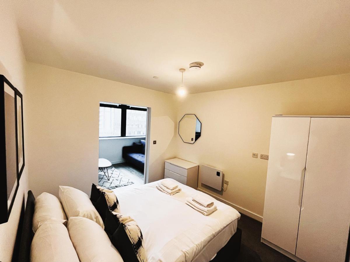 Brand New Modern 1 Bed Apartment Near Old Trafford Stadium 맨체스터 외부 사진