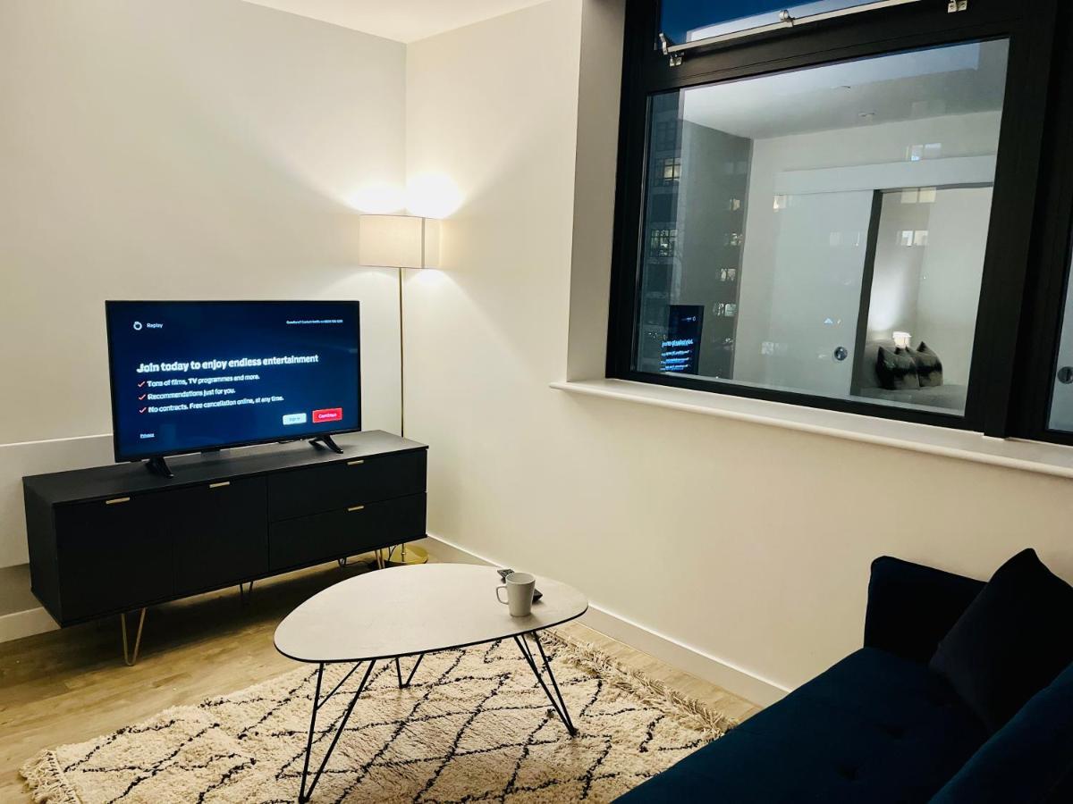 Brand New Modern 1 Bed Apartment Near Old Trafford Stadium 맨체스터 외부 사진