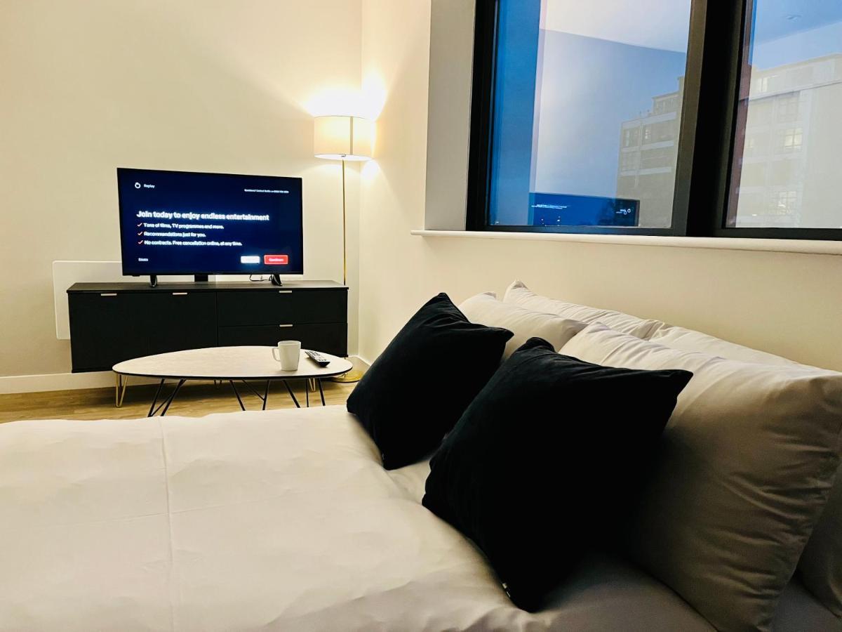 Brand New Modern 1 Bed Apartment Near Old Trafford Stadium 맨체스터 외부 사진