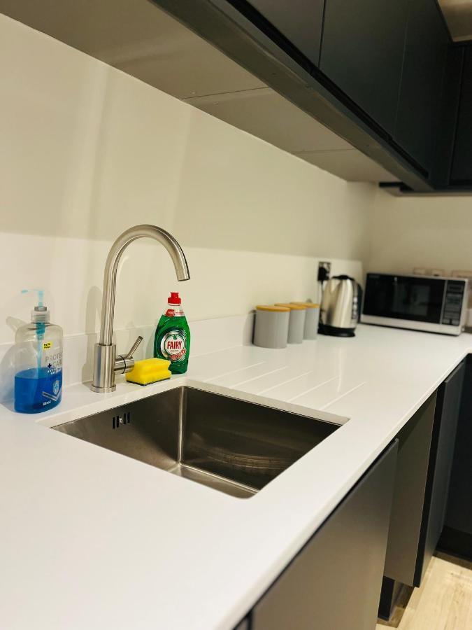 Brand New Modern 1 Bed Apartment Near Old Trafford Stadium 맨체스터 외부 사진